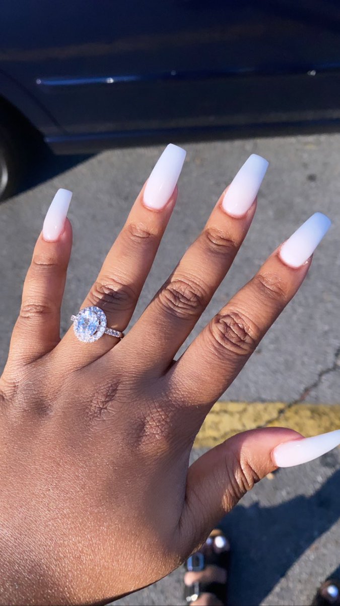 queengatsbylit's tweet image. How It Started vs How it Ended 😂