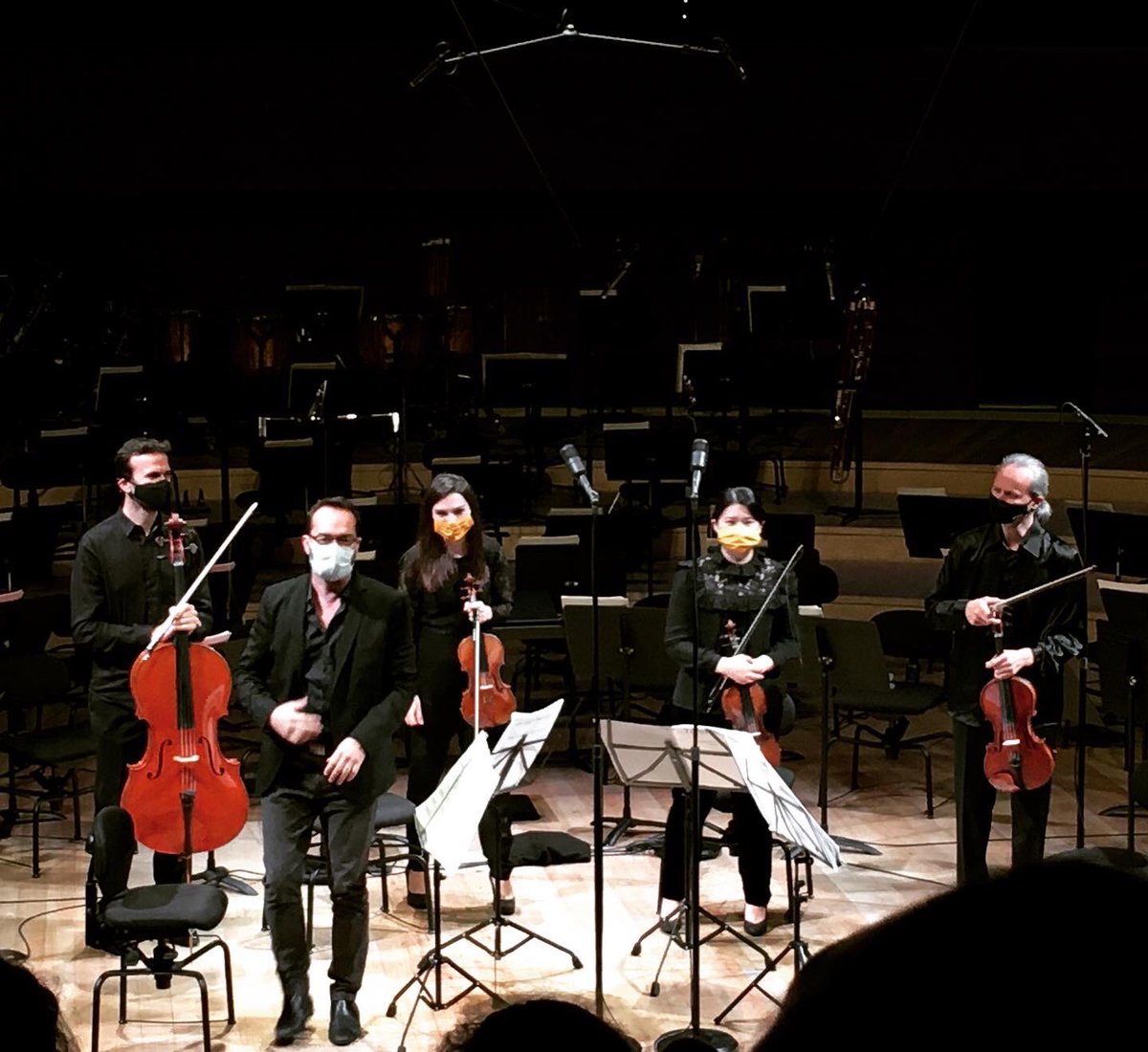 victoriaokada's tweet photo. Encore une fabuleux soirée #Ravel #concertoensol (version révisée #raveledition) et #musiquefrancaise avec @ChamayouB @PhilharRF @mikkofranck Quel plaisir d’entendre ces musiciens qui aiment ce répertoire et s’expriment avec autant de subtilité ! (& la très belle @LaTourEiffel) https://t.co/llAJ2xcwy4