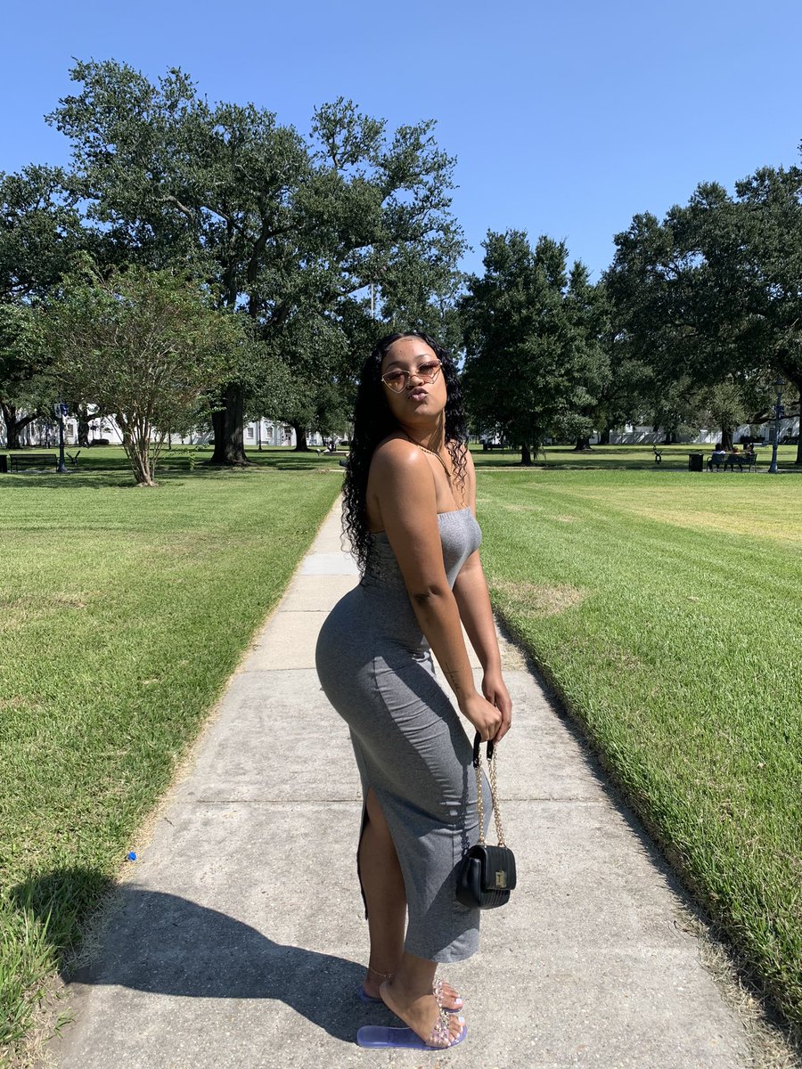 B. Racks🤑💟 tweet media