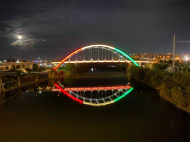 In an act of solidarity, the American city of Nashville lit the Korean Vetern Bridge with the colors of the Kurdish flag  @MetroNashville 28/43