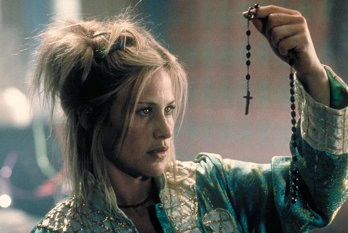 Jour 3 : Patricia Arquette dans Stigmata.