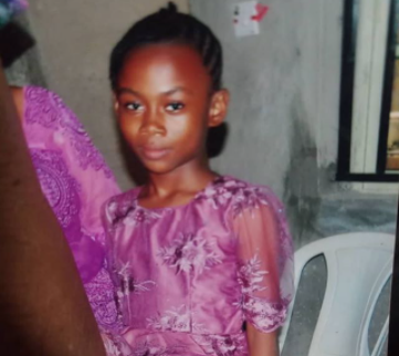 SaharaReporters's tweet photo. #JusticeForFavour Trends After 11-year-old Girl Is Raped To Death In Lagos | Sahara Reporters https://t.co/XmmdmBu7p7 https://t.co/S3fXxU8JT7