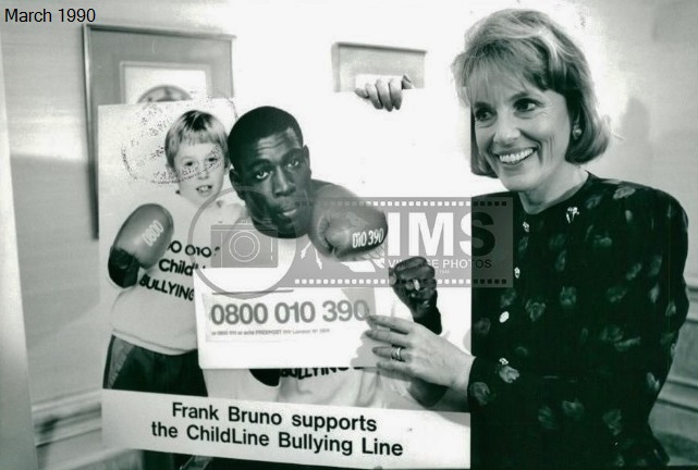 ➎➑ Frank Bruno1970s: Went to Oak Hall Schl—site of alleged pedo ring1989: Abuser Nicholas Rabet opened The Stables nearbyPals with Savile, Purdews, McSweeney, Uri GellerBruno required psych care not long after Geller put him in a pyramid—after which he went to Champneys
