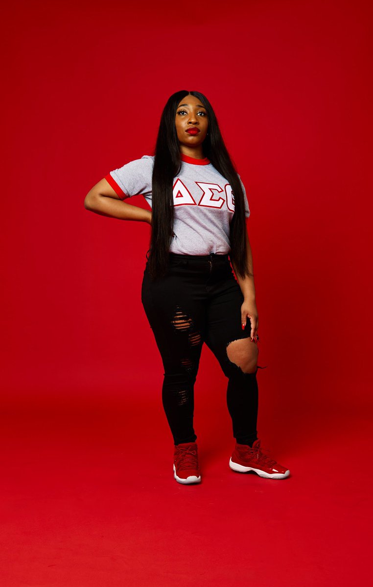 mya_christiana's tweet photo. I LOVE MY DST #TR3 #QuietIllusIoN #INmade 🔺🐘 https://t.co/b2L9KKXEHT