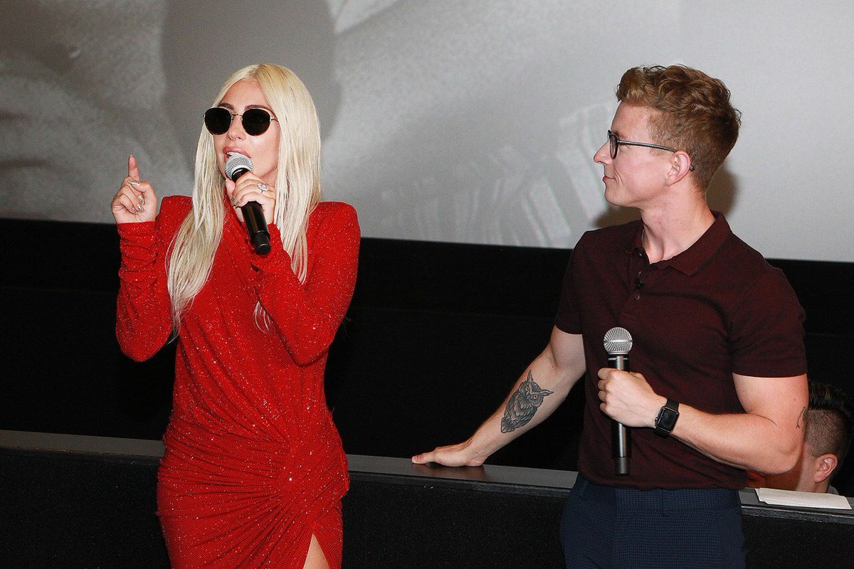 gaga_control's tweet photo. 2018- Gaga na ‘Advanced Screening’ de “A Star is Born” em Nova York. https://t.co/TwAlCXL2Sd