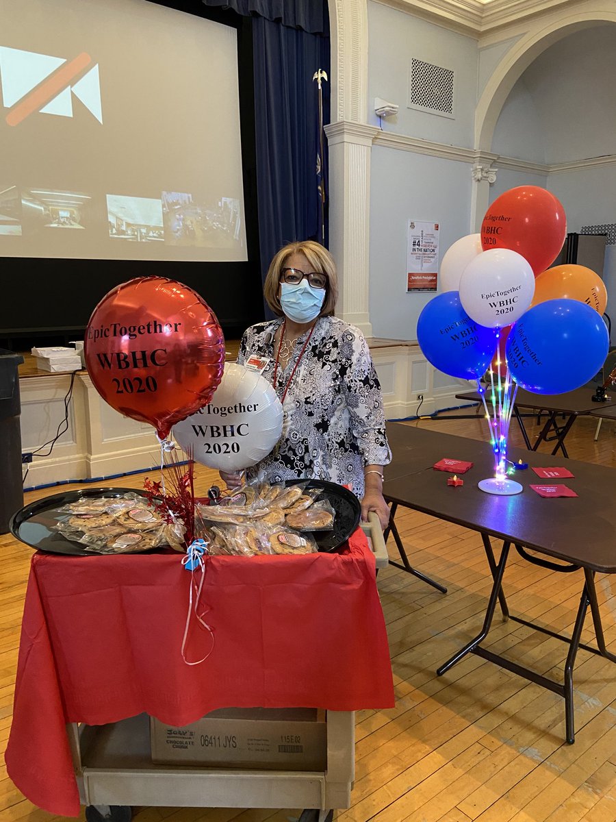 ⁦Linda Espinosa went to the units with cookies and a smile. #epictogether ⁦<a href="/lespinosarn/">Linda Espinosa</a>⁩ ⁦