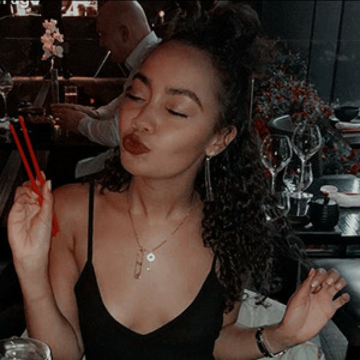 leigh-anne parallels to cry yourself to sleep with; a thread.  #HappyLeighDay