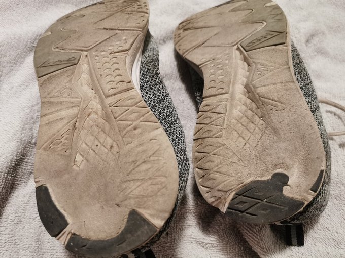 Calling old shoe pervs! If you're interested in owning my old, super worn out shoes, please DM me (tell