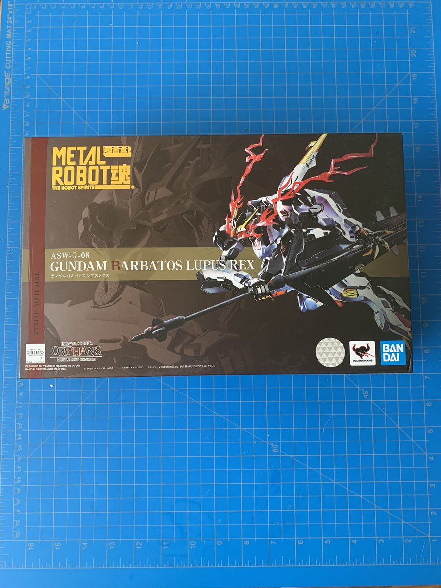 The Metal Spirits Barbatos Lupus Rex is a nice early birthday gift indeed.Wow. (Purchased via  @GundamPlanet of course)