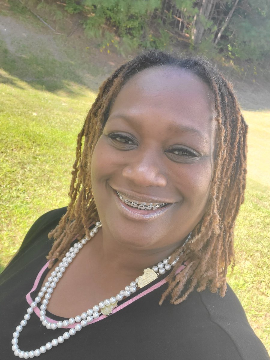 tabpresley's tweet image. 67th Virtual South Atlantic Regional Conference of Alpha Kappa Alpha #Virtual67SARC #SignificantSA #SARmakinghistory started the day in workshops and now party time with DJ Vince Adams....2 days of pure virtual fun with my sorors.  #AKA1908