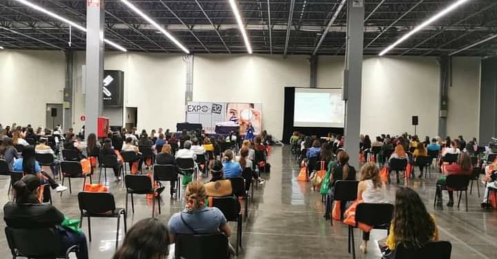 Gran afluencia en las conferencias impartidas por los expositores de @codesteticamx 

#codestetica2020 #CODESTETICA  #ExpoGuadalajara <a href="/ExpoGuadalajara/">Expo Guadalajara</a>

#registroparaeventos #registrodeeventos #registrodeasistentes #registroparacongresos #registroparaexpos  #registroparaeventos