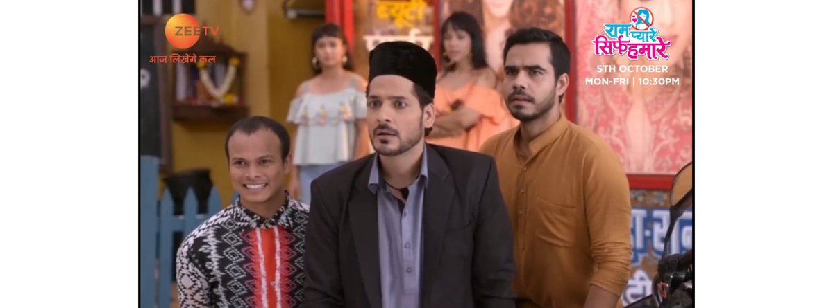 DrTarunDatta's tweet photo. Hum Arahe hain @ZeeTV @ZEE5India 5 october Raat 10.30pm (monday to friday) . "Ram Pyaare Sirf Humare " A Wonderful Comedy Show created by @Jaasvand Sachin Mohite Sir , Written By Ranveer pratap singh.
#zeetv #zee5premium #rampyaaresirfhumare #rpsh #comedy #Entertainment #actor https://t.co/ih4Cp3SIWJ