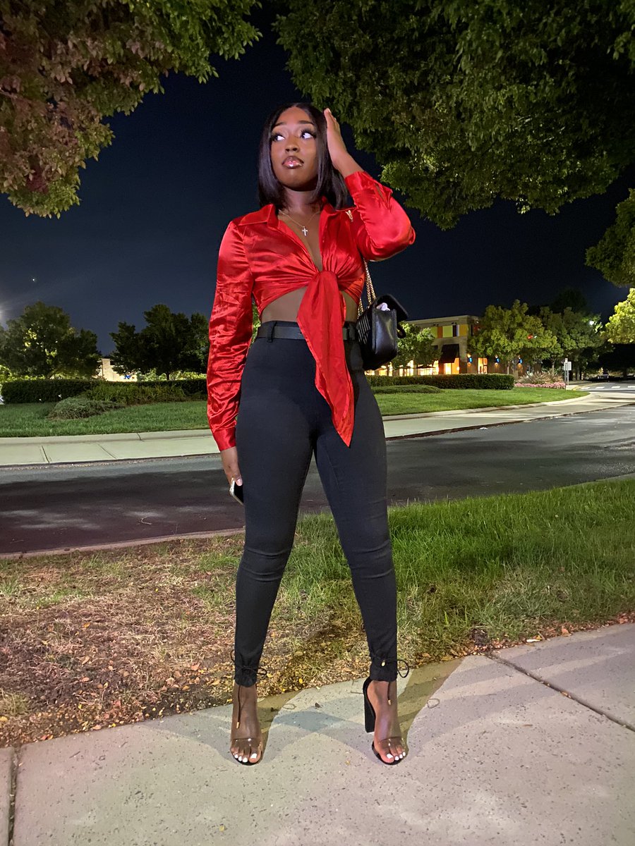 _CallMeGen's tweet image. Light weight but I’m heavy on em