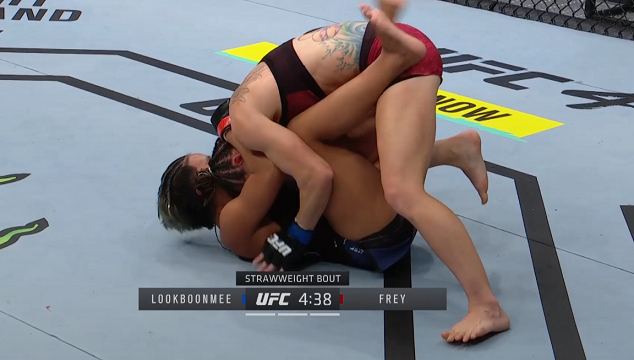 FemmeFightClub's tweet photo. @TommyToeHold I think for a moment there all those peeps who bet $1 on Frey might totally win a million! https://t.co/QPxjSVwI1P
