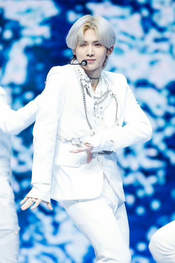 A necessary thread–Yeosang ethereal beauty