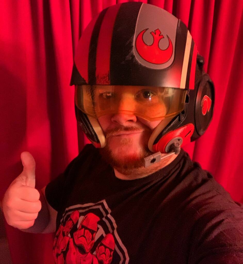 BJLiestman's tweet photo. Bearded Eagle standing by! About to play #StarWarsSquadrons for the first time! Look for it to be streamed as well! Once I get used to it I’ll try it in VR! #seattle #seattlegamer #pcgaming #starwars #xwing #gamer #twitch #twitchstreamer https://t.co/tawidVpzTy https://t.co/c8QTixYH9j