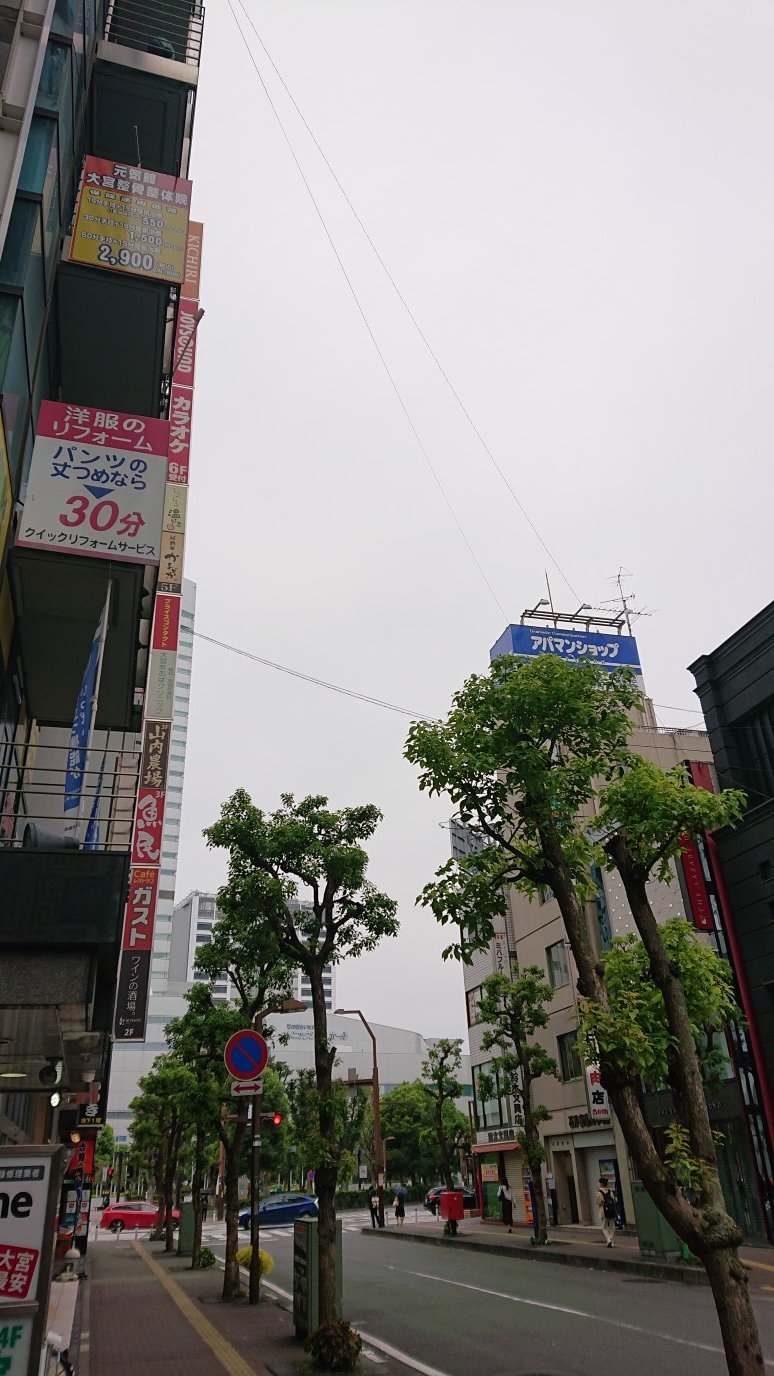 ことぶき大宮店 10月4日 日 25 先ほどは雨がパラつきましたが なんとか持ちこたえそうですね ことぶき大宮店は10 00より営業中 レイアウト変更した台もありますよ 円s まどマギ2増台 1円p Paガラスの仮面 大宮区唯一の設置と