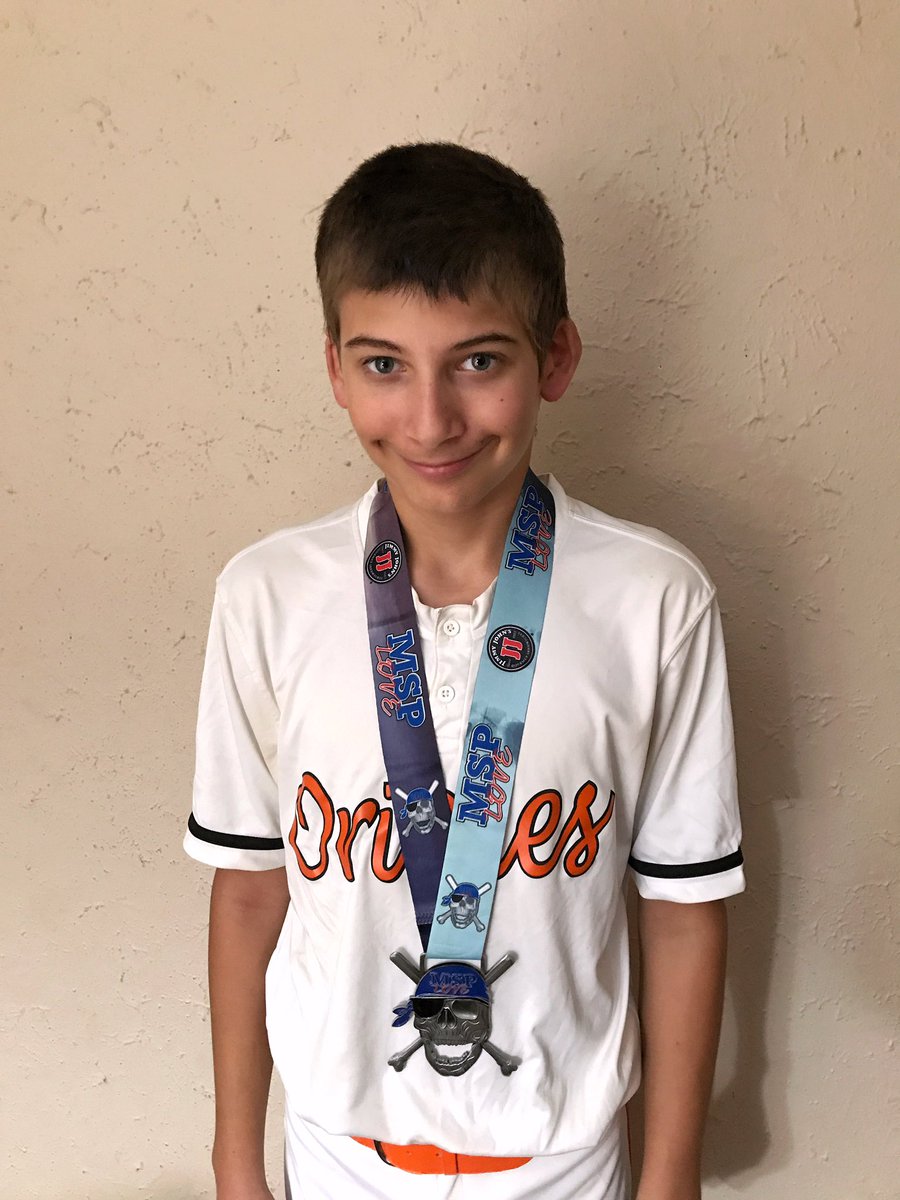 TheHelenRansom's tweet photo. It’s #MonsterBashBB2020 time! My #triplets blew the ump’s mind, and Chase won some bling 🙌🏻⚾️ #UrquhartBaseball13AA #UrquhartBaseball @PlayMSP https://t.co/y9CmLArWlJ