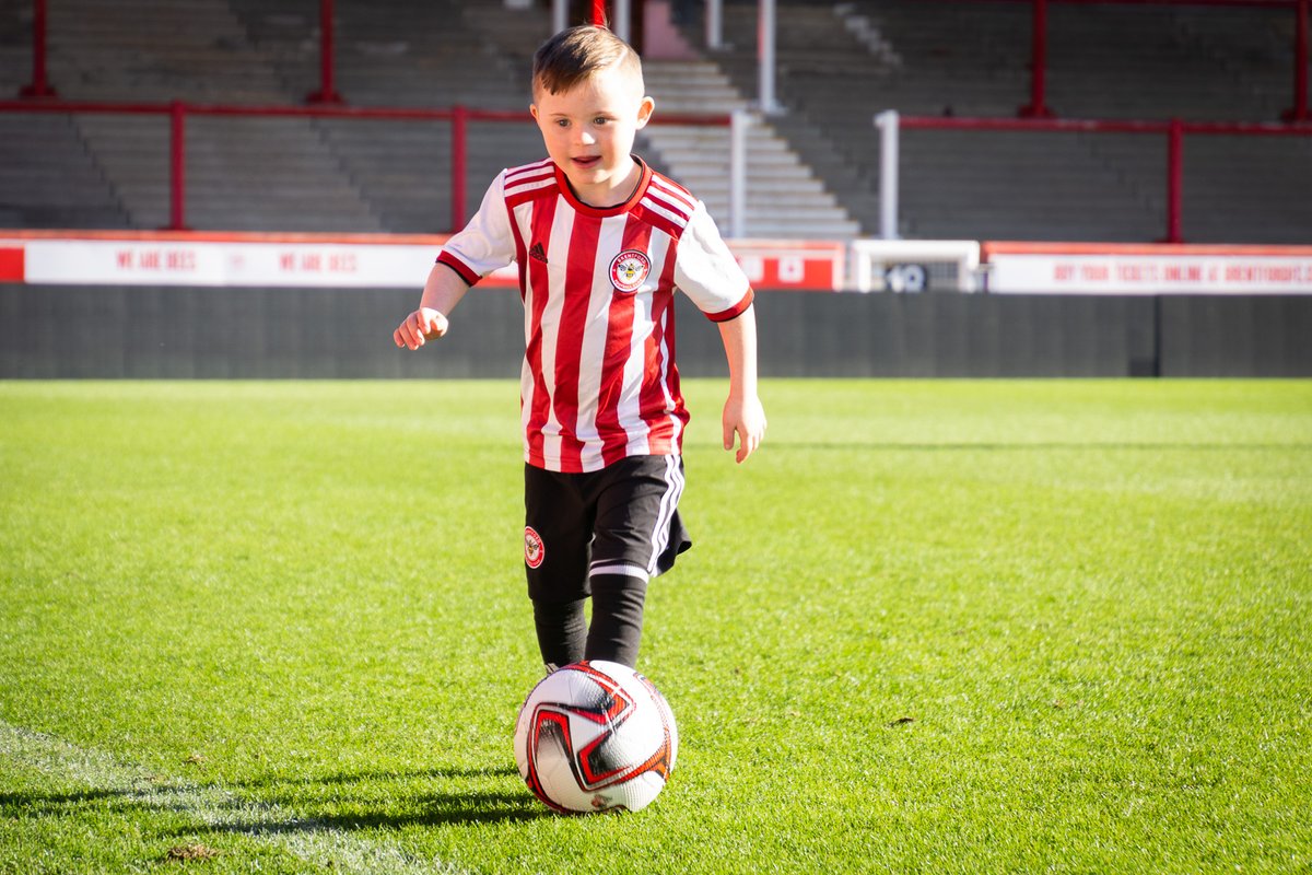 October is #DownSyndromeAwarenessMonth celebration of the extra chromosome.  Woody has the same passion for <a href="/BrentfordFC/">Brentford FC</a> hulahoops and arcades as any other 8 year old. No speech doesn't stop him getting his point across &amp; making friends, he is not downsyndrome he is Woody the bee