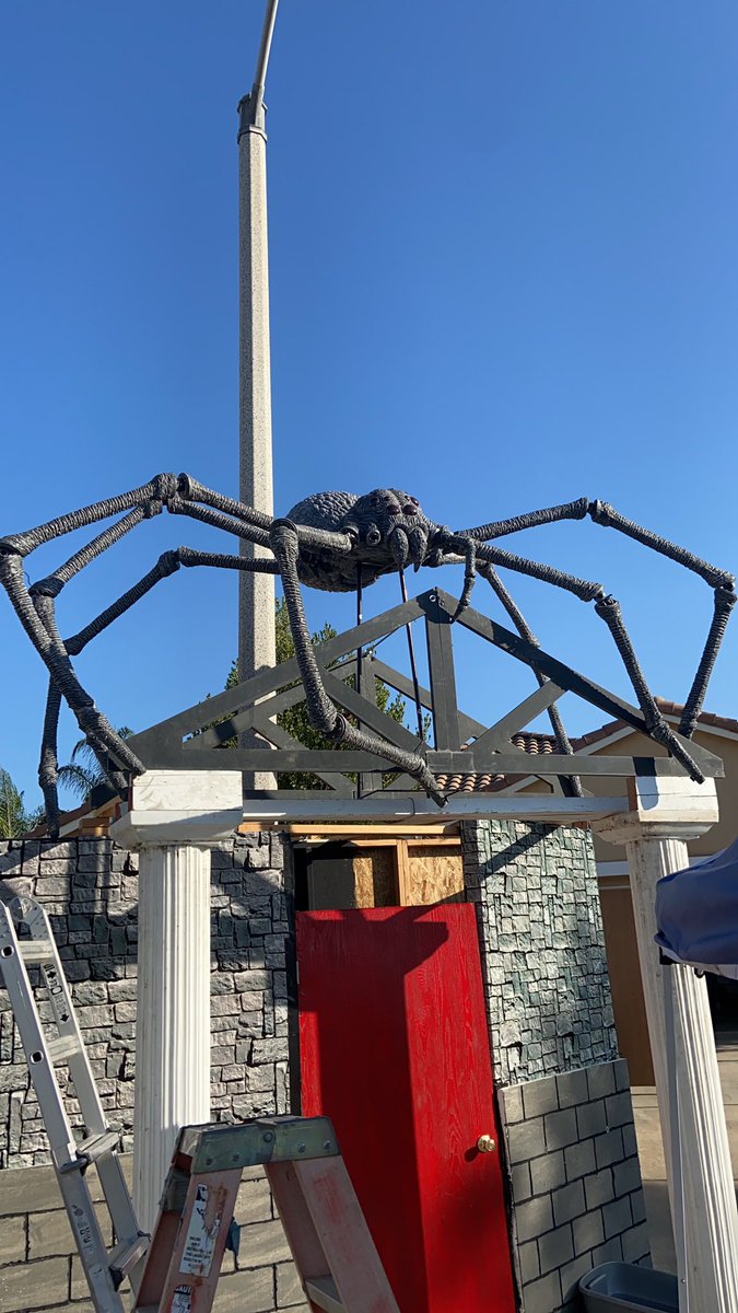 blakehallowseve's tweet photo. ‼️‼️ITS FINALLY HERE‼️‼️ the Hallowseve haunted house is back bigger than ever before are returning to its home town of Horsethief Canyon! Just when you thought Halloween was canceled and 2020 couldn’t get any better we are here! https://t.co/339KCjByrK