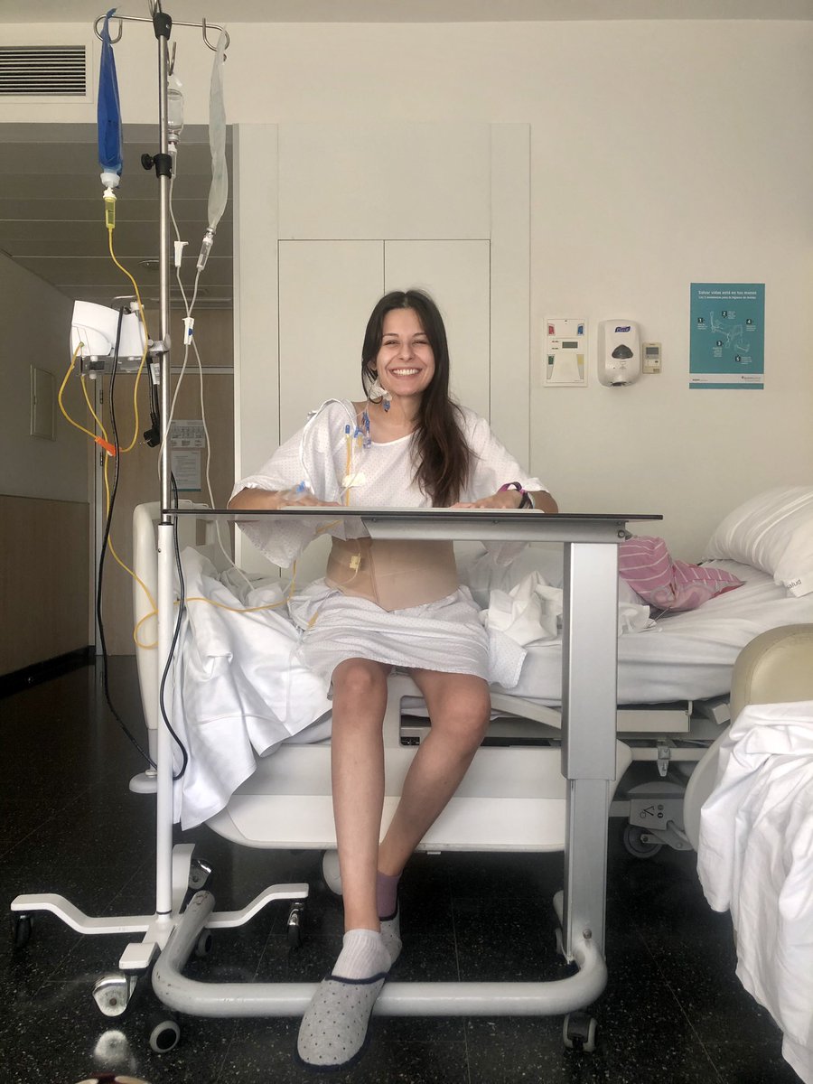 nh487's tweet photo. Quizás la gran diferencia 
con las personas que pasan una enfermedad 
es simplemente,
que aquellas que no lo han vivido
todavía no son conscientes
de que la vida puede acabar mañana. https://t.co/xdimPgQ7PS