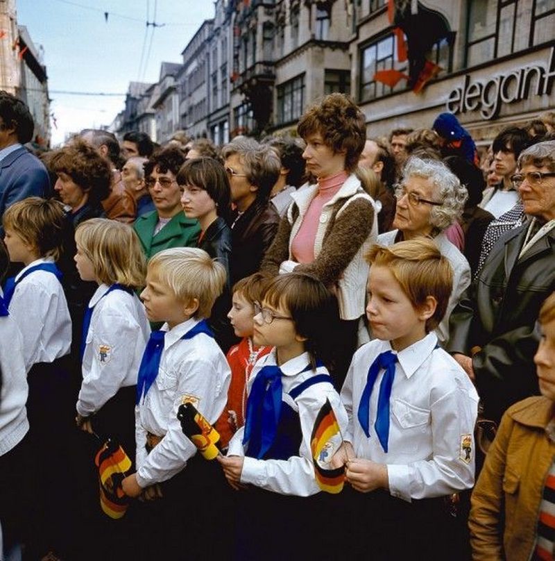 Einheitliches Deutschland nur wie DDR mit Hauptstadt in Berlin! Frieden! Freundschaft!

#Deutschland #Germany #Germany30 #GermanUnityDay #Германия #ドイツ統一30周年 #ドイツ統一記念日 #ドイツ #東ドイツ #DDR #GDR #ГДР #TagderEinheit #3oktober2020 #30JahreEinheit #30JahreEins