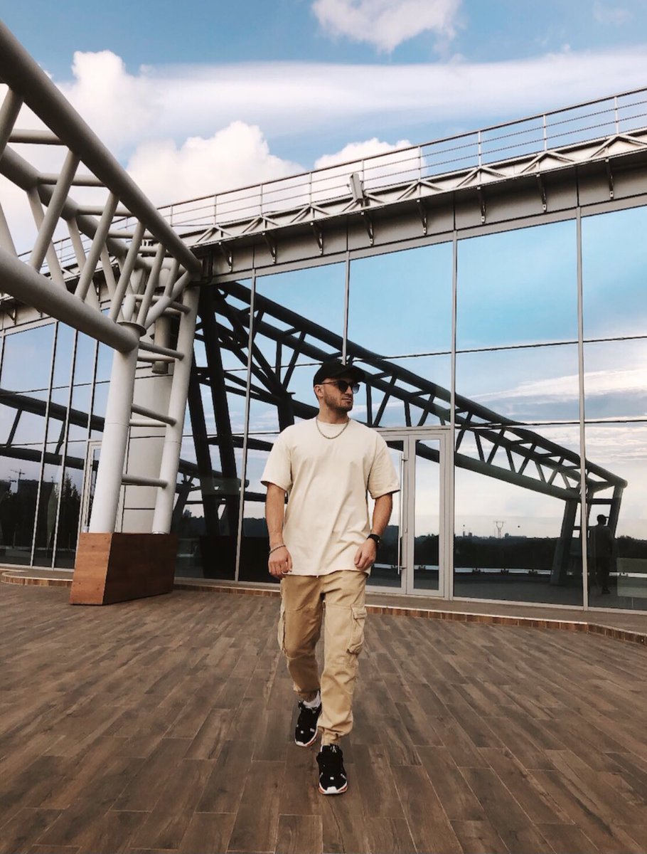 No girls - no love, no love - no sex, no sex - no people, no people - no school, no school - no problems 🧠