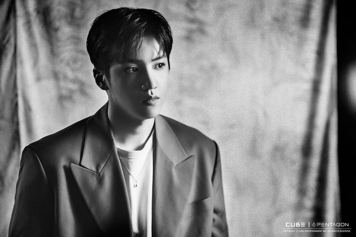 CUBE_PTG's tweet photo. [📸] Interview Film 🎞 Shooting Behind

#펜타곤 #PENTAGON
#우석 #WOOSEOK 
#WE_TH https://t.co/HOTmXHu3nv