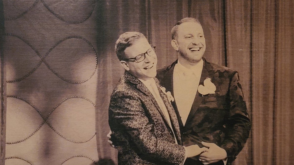 GSarafan's tweet photo. May the #ProudBoys hashtag being hijacked by the gays bless your timeline. ❤🧡💛💚💙💜🤎🖤🤍 Fuck Nazi scum. https://t.co/RPEXtv9sAX