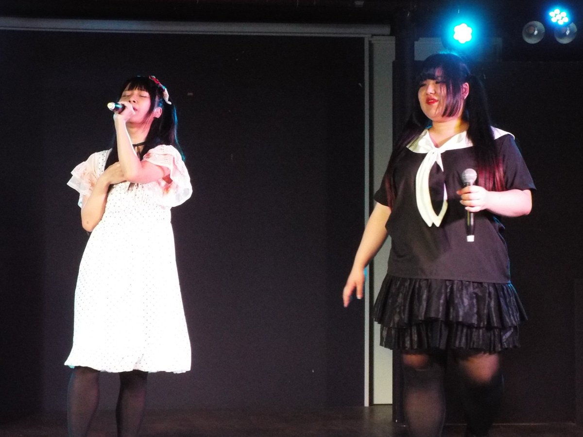 supersaiyajin33's tweet photo. 【10/3 一目惚れじゃぁー終われねぇ】

この日のあーみーは2ステージのライブ🧚‍♀️🧚‍♂️

イレギュラーにより、あーみーのトークがあったり😆、共演者の七瀬いろはさんとコラボしたり😳
普段では有り得ないレア感満載の、むっちゃ楽しいライブだったヾ(´︶`*)ﾉ♬

#あーみー #ビジフェ
#SOUNDNOTE #COCHLER https://t.co/C2TlkNq0gU
