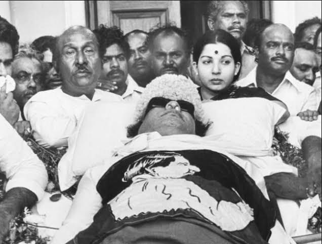 1987 December - MGR death