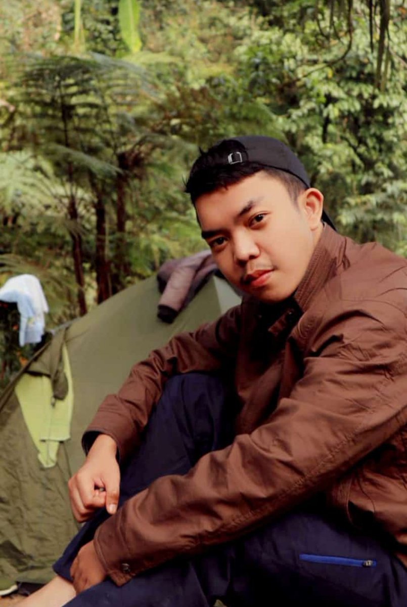 Gak ada yang mau nemenin gw nge Camp nih? 😌