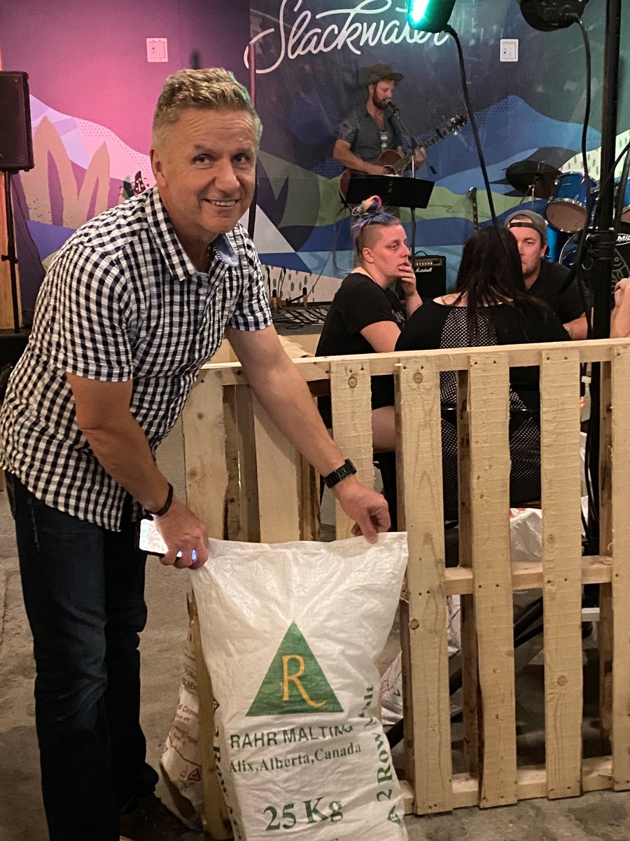 kevin_rahr's tweet image. Always on the job day or night in my business ⁦@rahr_malt⁩ @GambrinusMalt⁩