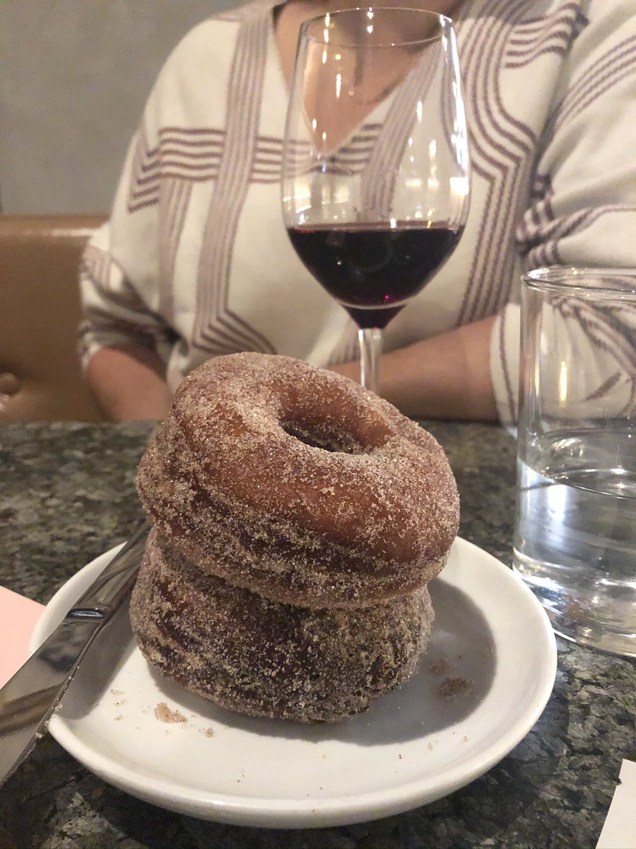 bre_sich's tweet photo. DONUTS DONUTS DONUTS #A1Bodega https://t.co/NrTczuGmuh