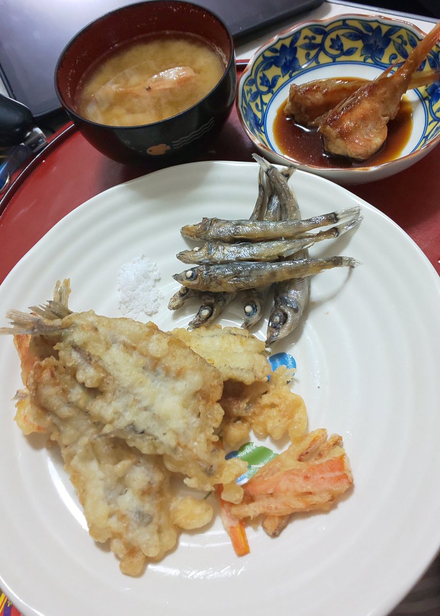 あさば むら まんがでわかる天気痛の治し方 発売中 ポケマルで買ったわけあり おかず 大変なことになったぞ シマエビ ギンメダイ メギス オキカサゴ エビ ボッチ ガシャエビ エビ かな T Co 14ku76sbgp