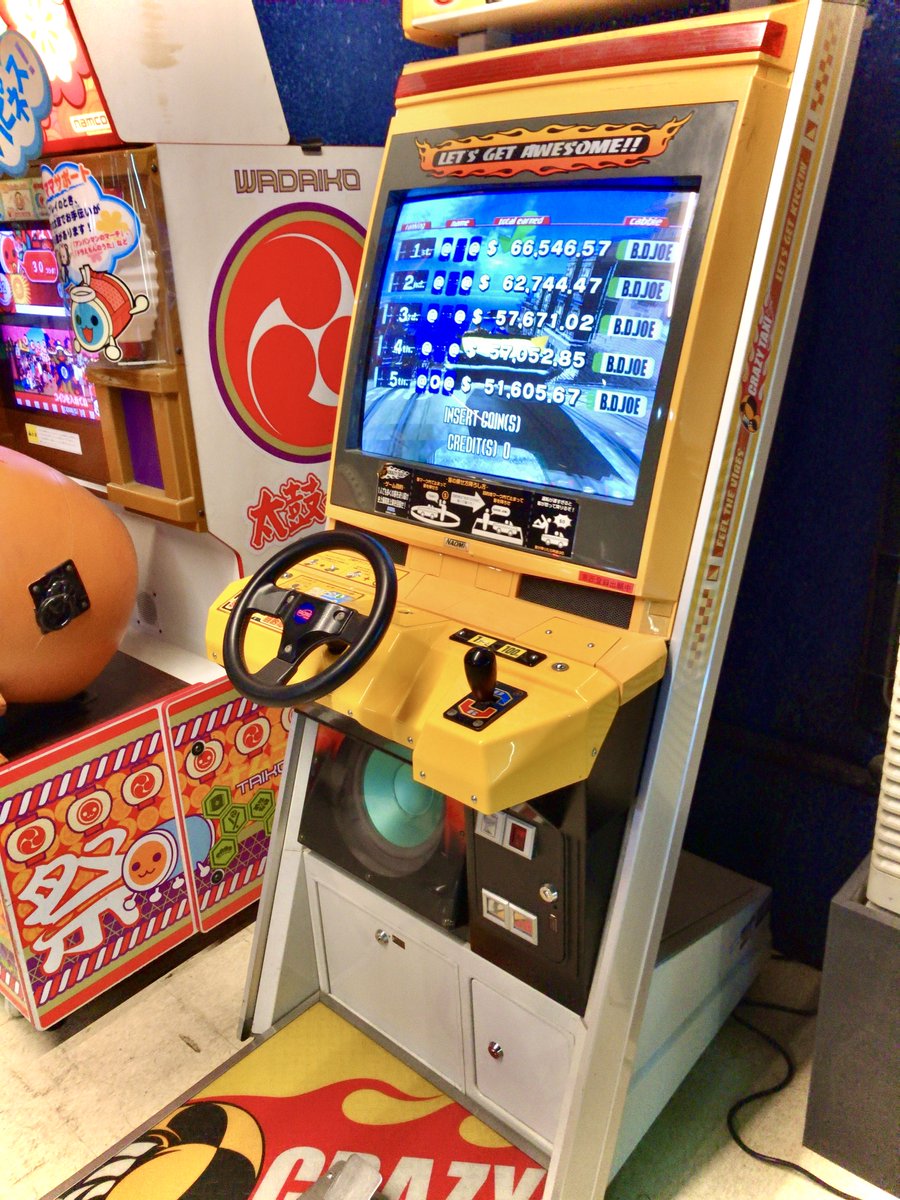 須戸漣士 プレイゾーンバンブーさんにクレイジータクシーの運転に参上しました The Offspringやbad Religionの名曲がそのままbgmに使われていて突き抜けるほど爽快ですね 高齢者ドライバーの私はもみじマーク運転で業務に励みますよ 乗車ok 前方後方確認