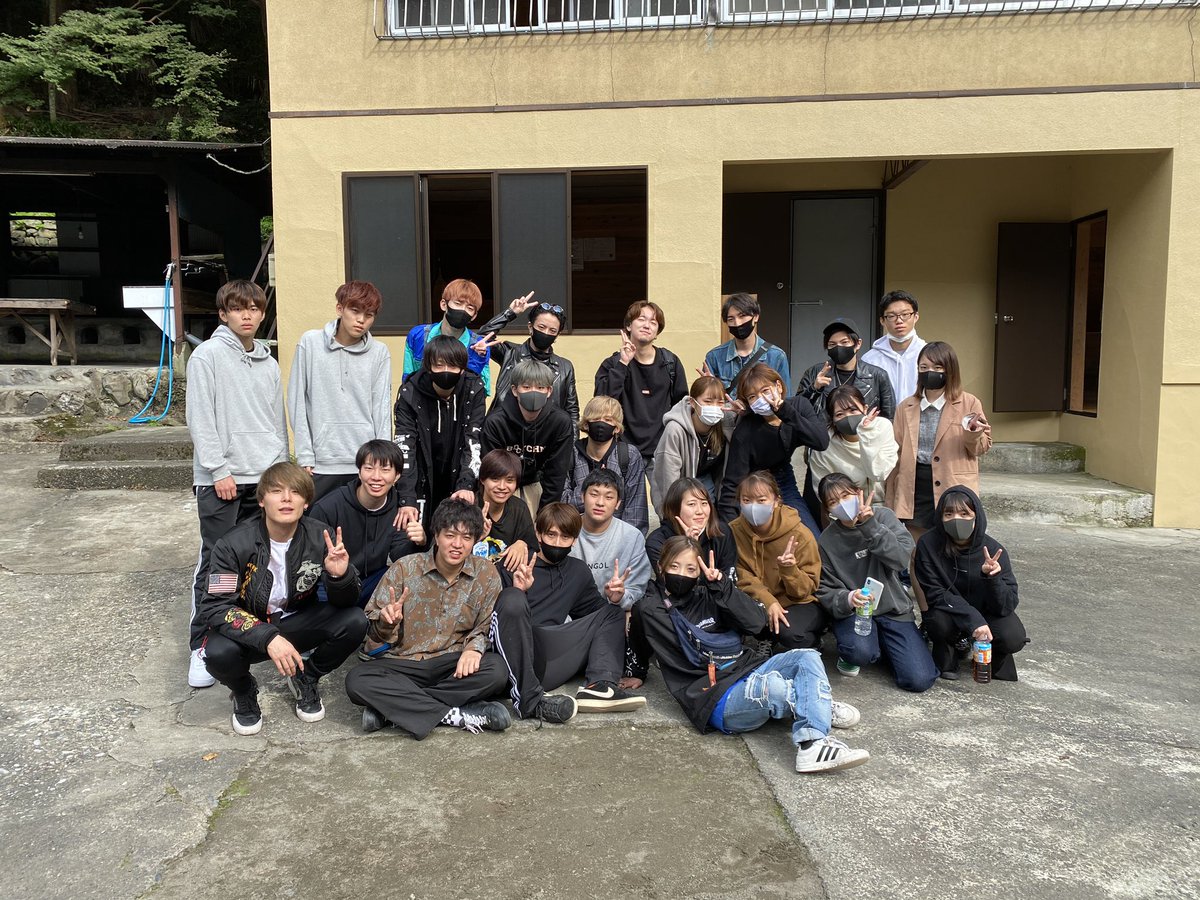 代交代お疲れ様でした。
次はスポーツイベントかな？🥰
新幹部がんばりましょう！
#SNOWLINE #代交代