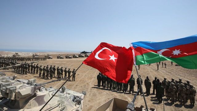#AzerbaijanArmy Ez oğlum... Vatanına göz dikeni ez oğlum... #AzerbaijanArmy
