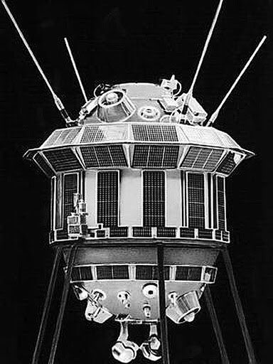 Запуск первой в мире автоматической межпланетной станции. Луна-3 автоматическая межпланетная станция. Советская автоматическая межпланетная станция Луна-2. Советский аппарат Луна 3. Советская межпланетная станция «Луна-1».