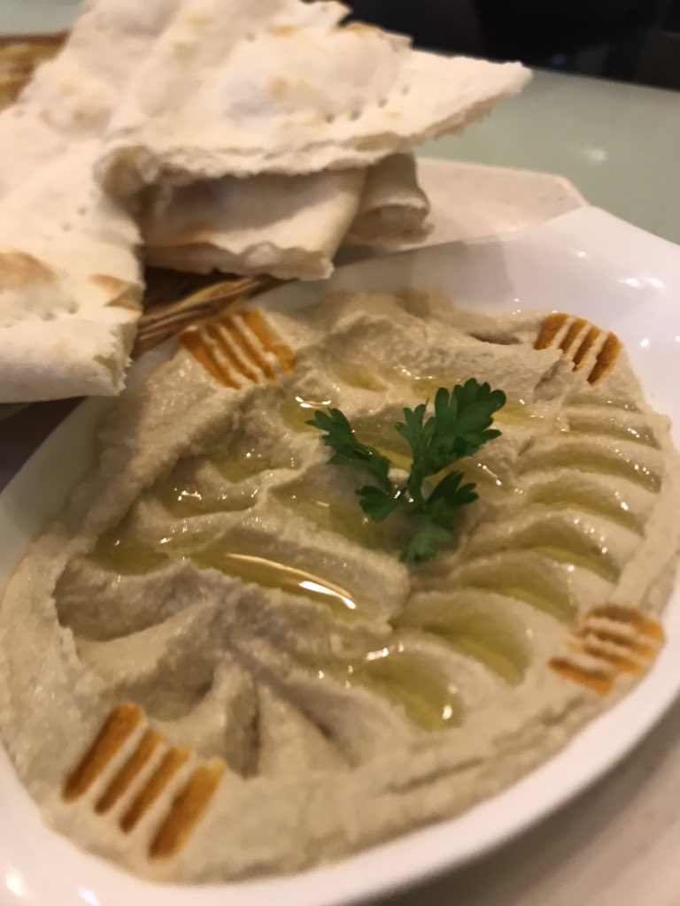 CookingExpat's tweet image. Middle Eastern cuisine for lunch, lovely stuff! #chickentikka #chickenhandi #hummous