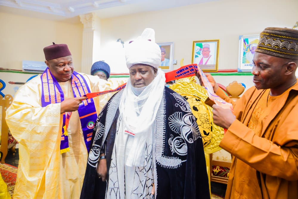 ProfATMora's tweet photo. Investiture of HRH Alh. (Dr) Rilwanu Suleiman Adamu, CFR the Emir of Bauchi as Patron of CAANU earlier today in the Palace, Bauchi. A very successful event. https://t.co/hJXHJVKbxf
