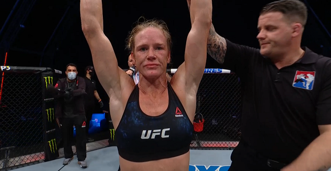 FemmeFightClub's tweet photo. @arielhelwani A totally big NO for retirement hee hee! https://t.co/xRGT6Zi8l3