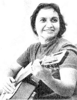 MarisaBarrena1's tweet photo. #GaurkoEgunez jaio zen 1917an - Violeta Parra, txiletar folk abeslari, margolari, kantagile, eskultore, brodatzaile eta zeramikagilea (h. 1967).
https://t.co/yXVwvepQdW https://t.co/3eI4mOWqrG