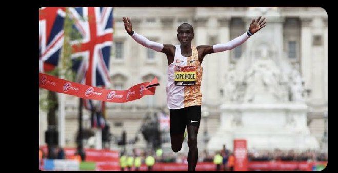 CLivelihood's tweet image. Good luck our champ @EliudKipchoge the world is watching #Londonmarathon2020 #LetsGoKenya.