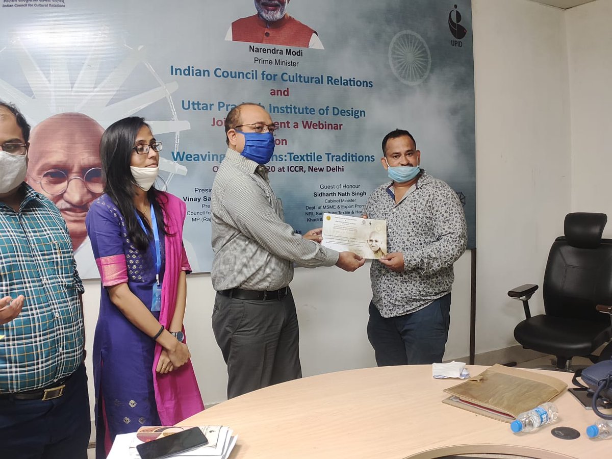 UpidrOfficial's tweet photo. Distribution of the certificates to the designers at UPID in "Weaving Relations: Textile Traditions" international webinar by #ICCR and the #UPID on textiles and weaving on 3rd Oct 2020 to commemorate #Gandhi150 celebrations.
#WeavingRelations #textiletraditions https://t.co/VP8ZuFNk8n