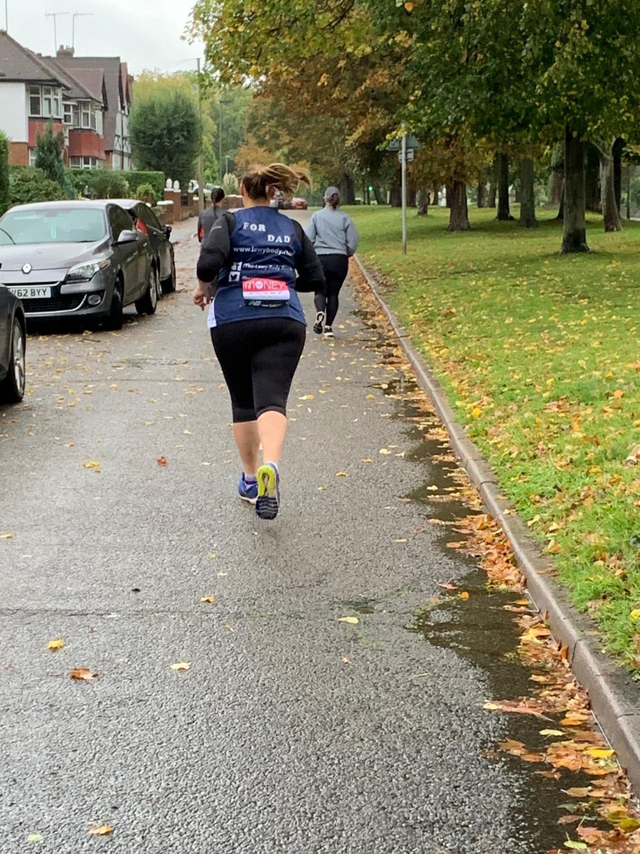 <a href="/Emmailque/">Emma Leek</a> started her <a href="/LondonMarathon/">TCS London Marathon</a> this morning and is doing amazingly!!!#LondonMarathon #The40thRace <a href="/lbsorg/">Lewy Body Society</a> #lbd #lewybodydementia #lewybodysociety 

uk.virginmoneygiving.com/EmmaLeek1