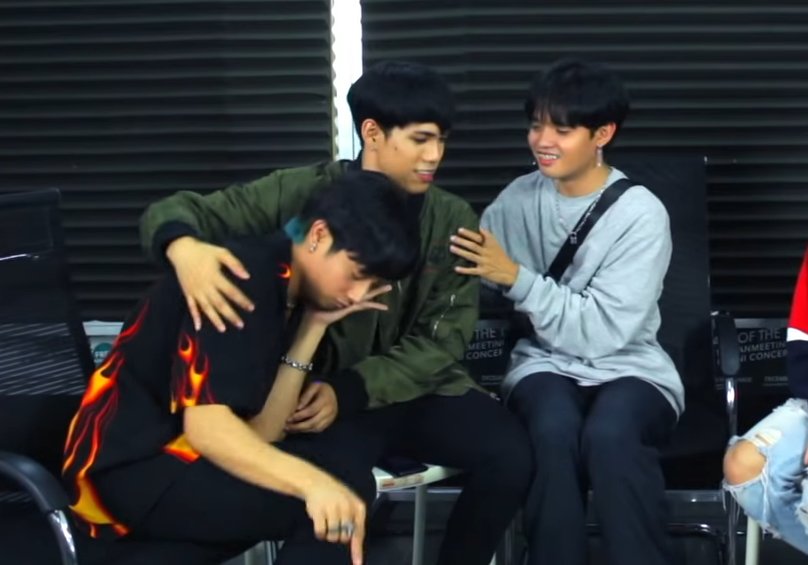 verningUpfire's tweet photo. I therefore conclude that...

Si Ken Suson talaga ang baby ng StellJun hehehehe 💛💜

@SB19Official #SB19 https://t.co/R434LROIPq