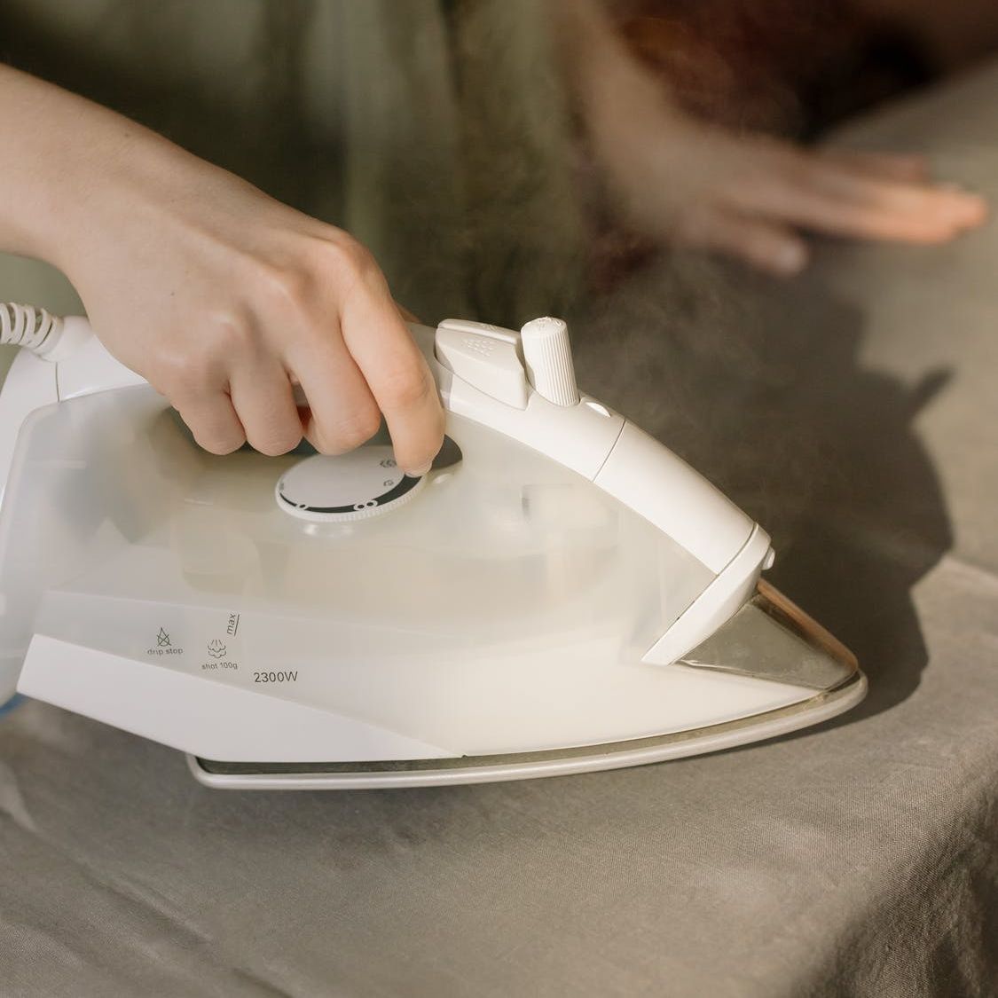 Dropwashuk's tweet photo. Love-hate relationships? We feel you, Ironing is definitely one of them! Here at Dropwash we love ironing, but we understand many do despise it. We are here to help you avoid pressing your clothes for good 😍

Visit https://t.co/4psKDq4FcG to find out more today! https://t.co/WPJlQD5q1I