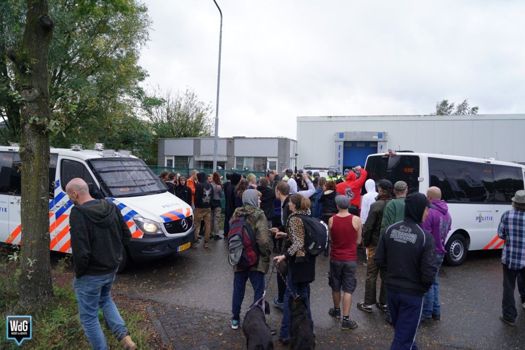 Politie maakt einde aan illegaal feest ?. #Weert.