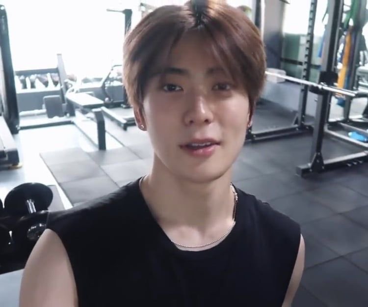 jaehyun as the frat boy he is; a thread